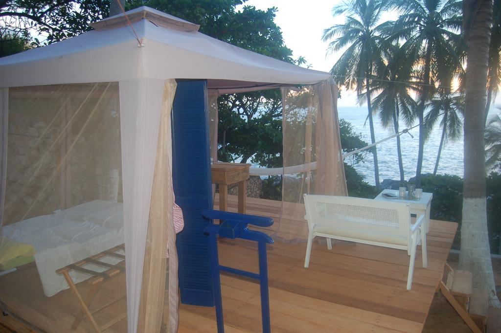 Cocos Camp Hotell Acapulco Rum bild